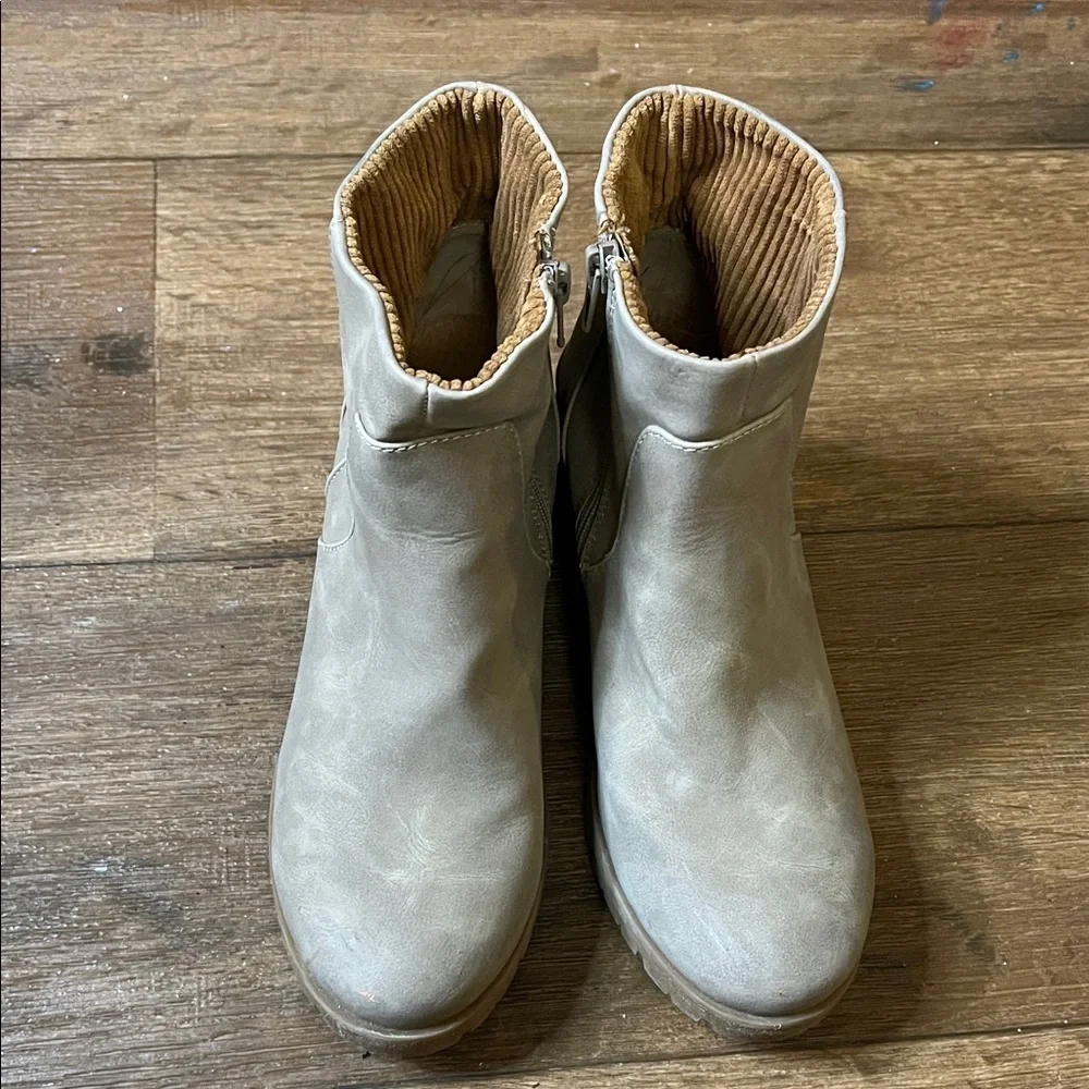 Kork Ease Boots size 7.5